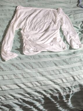 NWOT SHEIN XS White Drop Should Long Sleeve Shirt